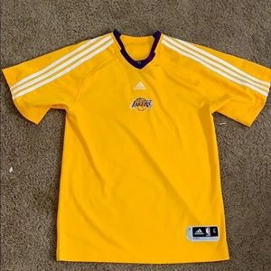 Lakers shooting shirt warm ups. KIDS LARGE